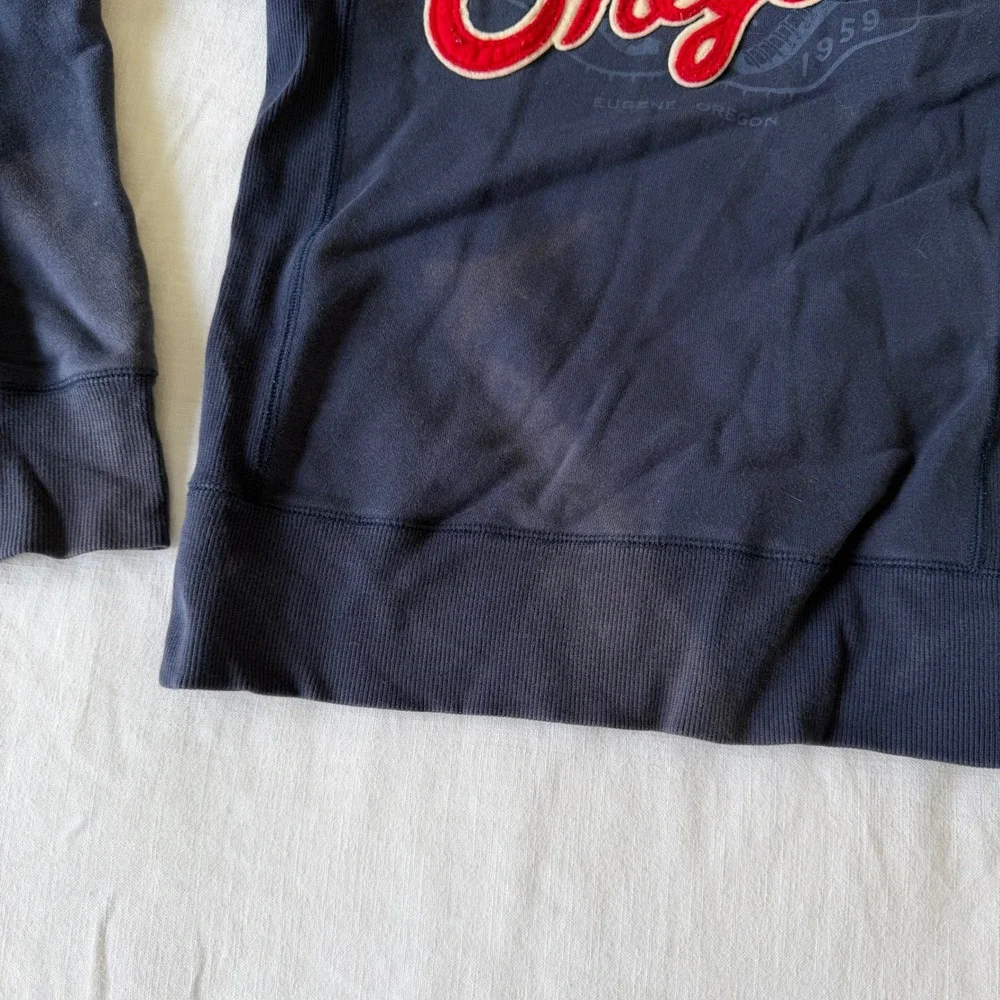 Nike Oregon Emerald Empire Athletic Navy Blue Crewneck Sweatshirt‎ Kids Medium